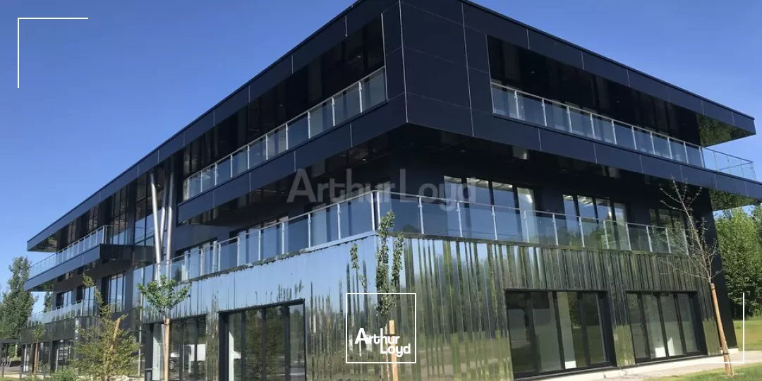 BUREAUX à LOUER de 325 m²
