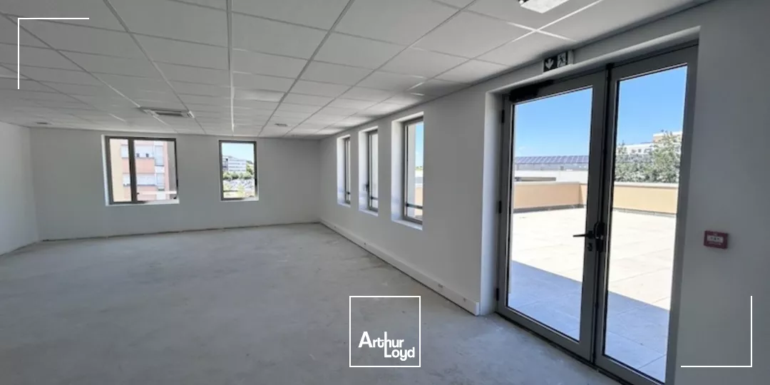 Bureaux neufs à louer ou à vendre à proximité du centre ville de Bourg en Bresse