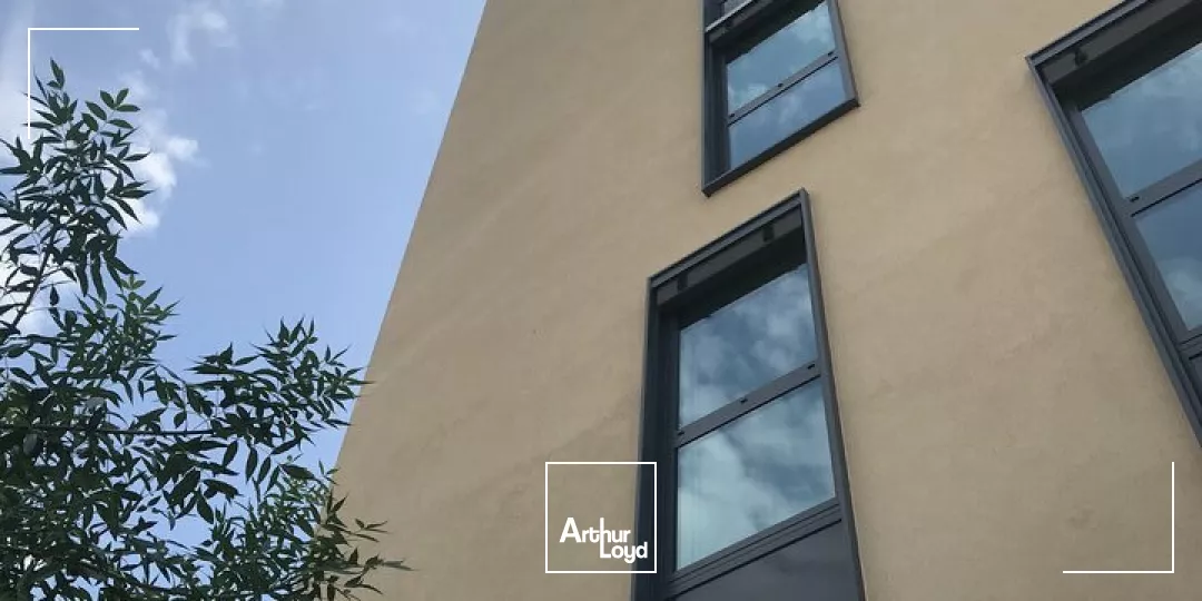 BUREAUX à VENDRE de 426 m²