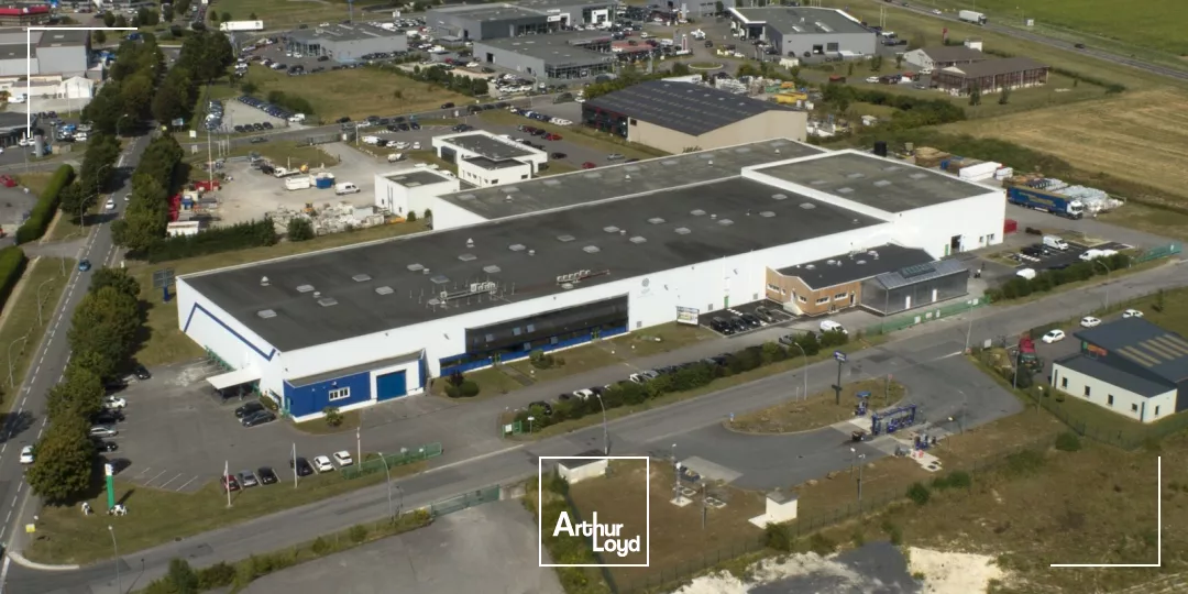 A LOUER LOCAUX D'ACTIVITÉ INDEPENDANTS - 9.732 M2 - LAON