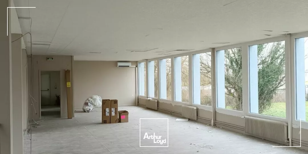 A VENDRE Bureaux en zone activité proche Louhans