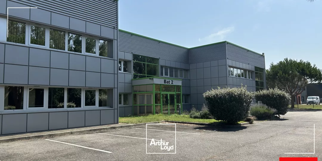 BUREAUX À LOUER À PARTIR DE 18 m² - CASTELNAU D'ESTRÈTEFONDS