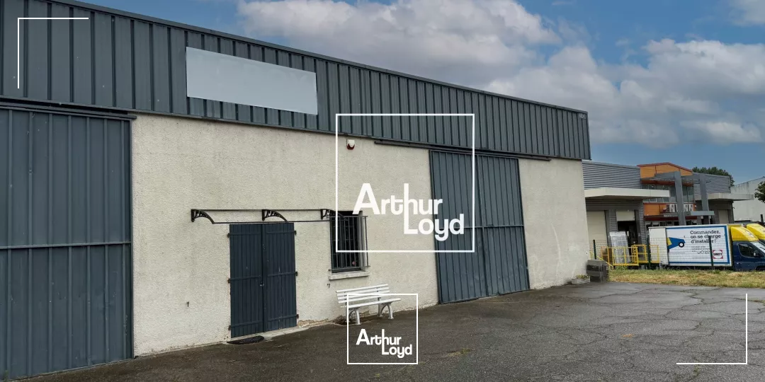 LOCAL D'ACTIVITE 1 200 m² - A LOUER - SAINT ALBAN