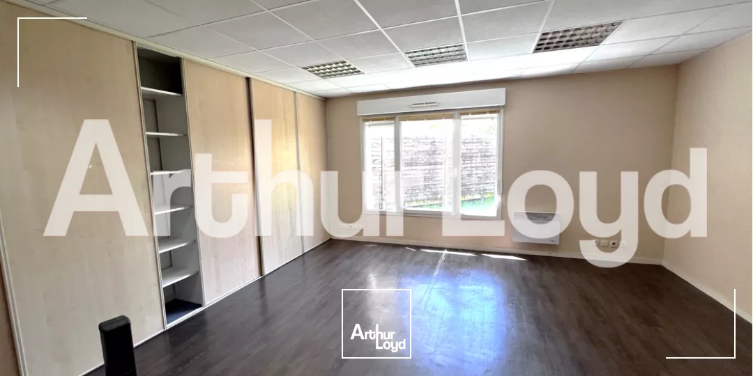 BUREAUX DE PLAIN-PIED A VENDRE - CAEN NORD