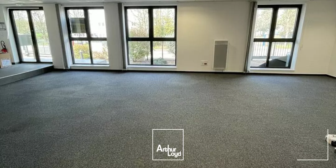BUREAUX à LOUER de 167 m²
