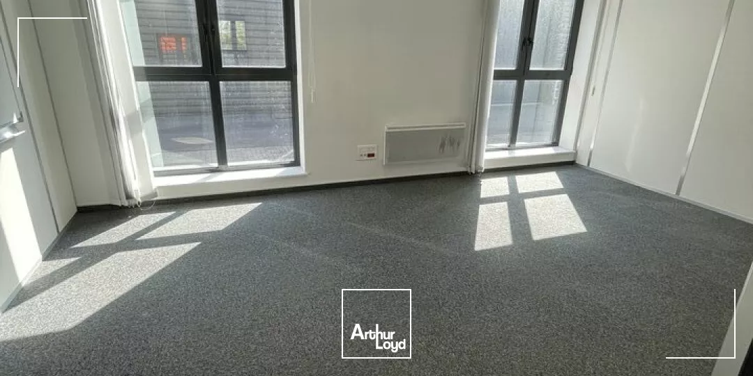 BUREAUX à LOUER de 167 m²