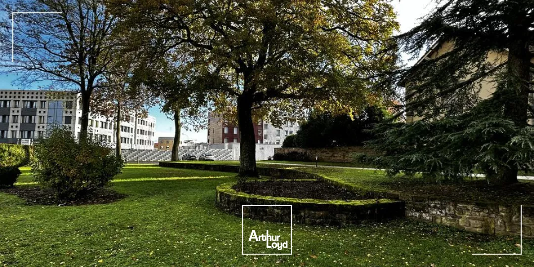 BUREAUX à LOUER de 157.66 m²