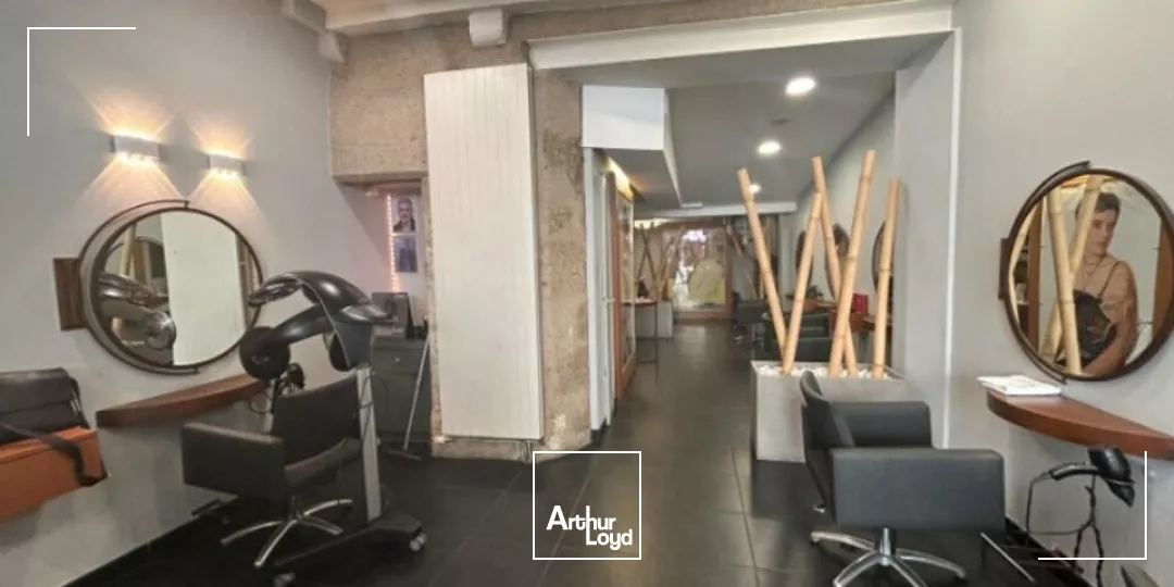 BLOIS - VENTE LOCAL COMMERCIAL DE 107,81 M² - CENTRE VILLE