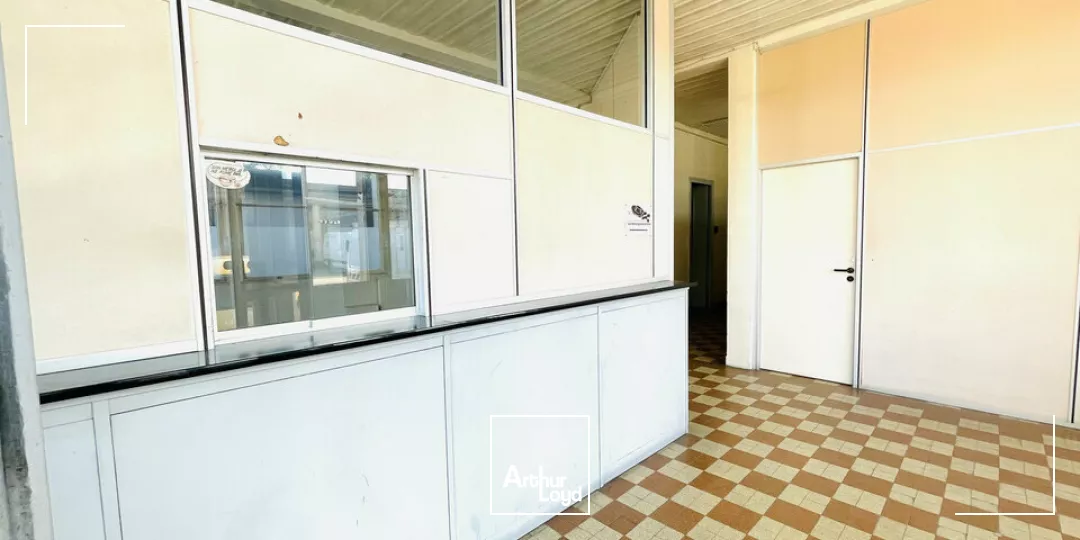 A LOUER FAIBLE CHARGE - BUREAUX D'ACCOMPAGNEMENT 40 m2 ZONE INDUSTRIELLE ET PORTUAIRE DU HAVRE 