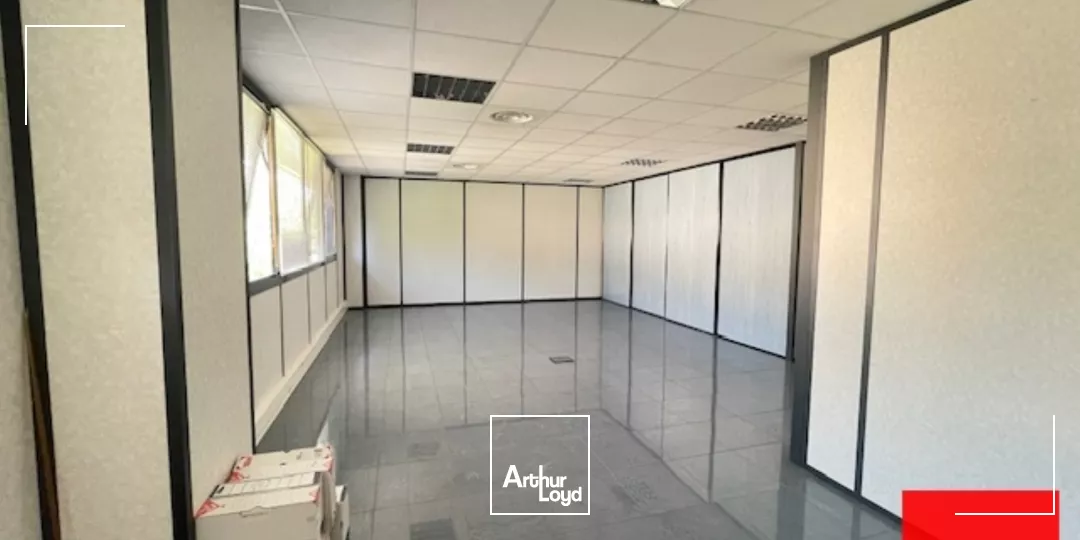 BUREAUX A LOUER 483 M² - BAILLARGUES GOLF DE MASSANE - PROXIMITE AUTOROUTES