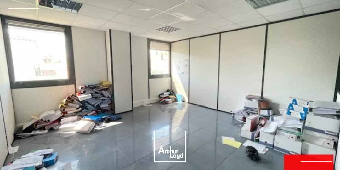 BUREAUX A LOUER 483 M² - BAILLARGUES GOLF DE MASSANE - PROXIMITE AUTOROUTES