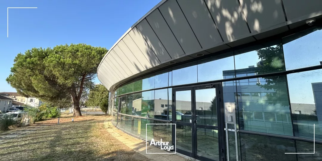 Entrepôt avec quais à louer à Lormont - ZA La Gardette - Proche A10