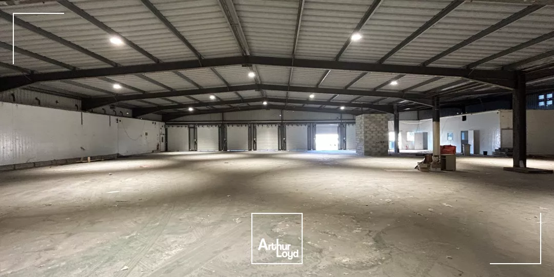 Entrepôt avec quais à louer à Lormont - ZA La Gardette - Proche A10