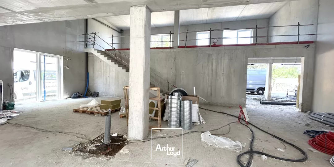 Programme LA GOUTTE D'EAU - Local d'activité neuf en cours de construction à vendre - Bruges quartier Terrefort