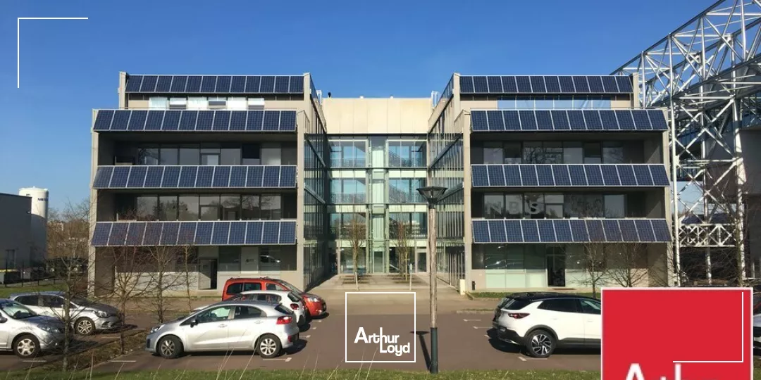 BUREAUX à LOUER de 371.5 m²