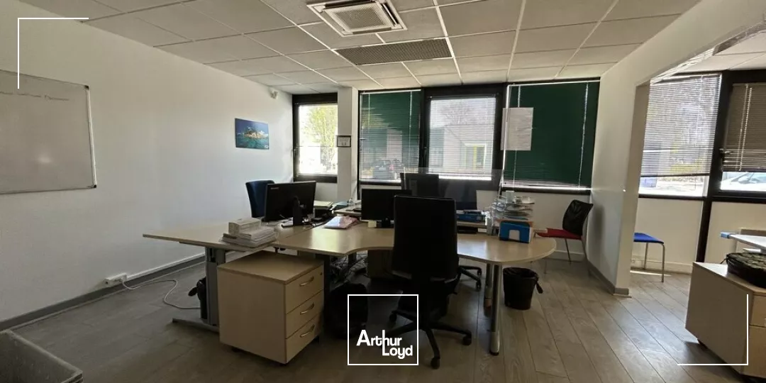 BUREAUX à LOUER de 724 m²