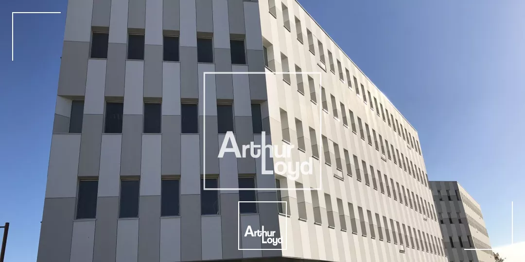 BUREAUX À LOUER - 155 m² et 422 m² AMÉNAGÉS - BALMA
