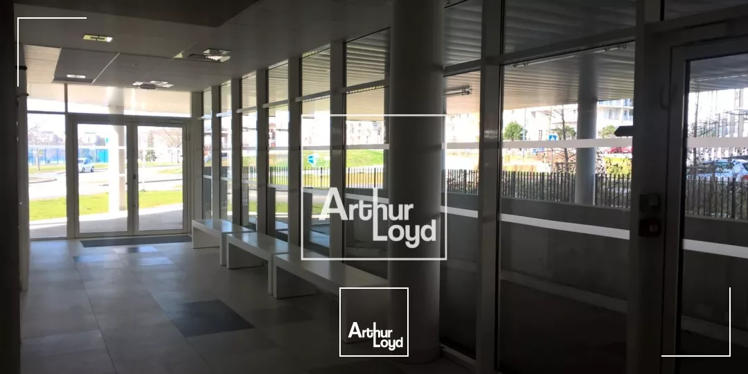 BUREAUX À LOUER - 155 m² et 422 m² AMÉNAGÉS - BALMA