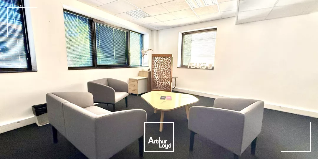 EXCLUSIVITE - BUREAUX A LOUER EN CENTRE VILLE D'AIX EN PROVENCE AVEC PARKING PRIVATIF