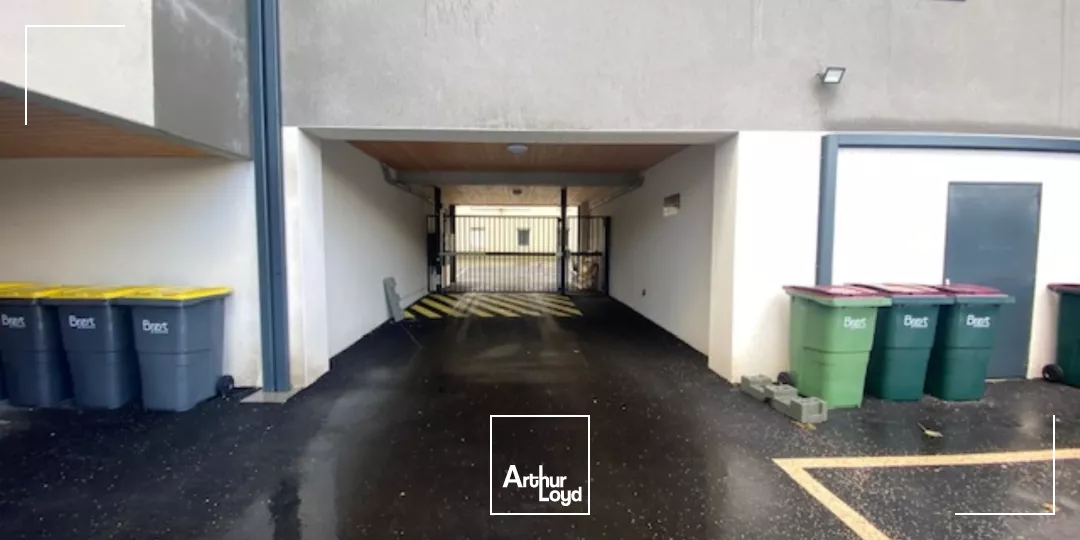 CELLULE COMMERCIALE A VENDRE A LOUER CENTRE VILLE DE GOUESNOU