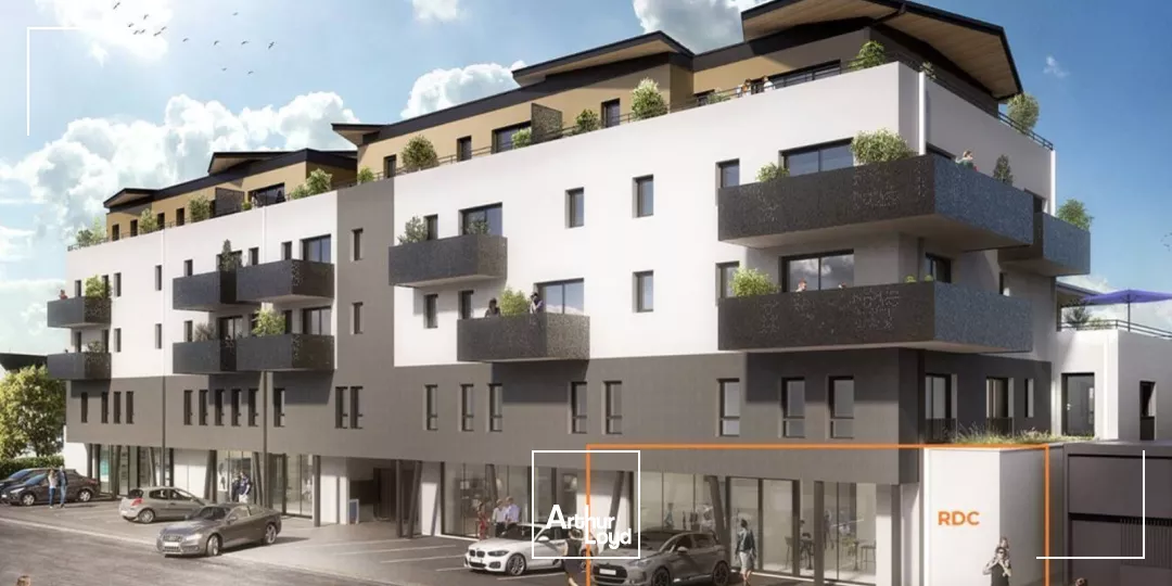 CELLULE COMMERCIALE A VENDRE A LOUER CENTRE VILLE DE GOUESNOU