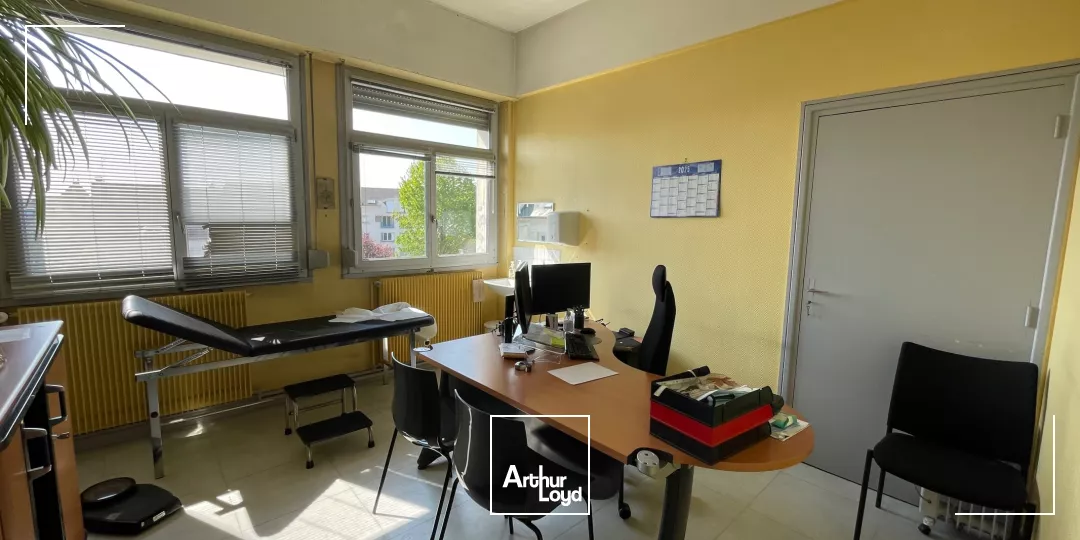 A VENDRE IMMEUBLE DE BUREAUX 1061 M2 - COMPIÈGNE