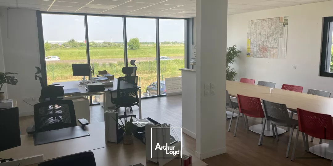 À LOUER - CELLULES D'ACTIVITÉ DE 523M2 DIVISIBLES - BEAUVAIS
