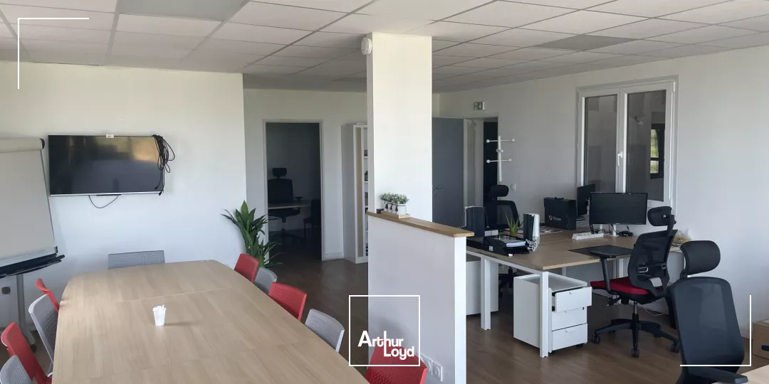 À LOUER - CELLULES D'ACTIVITÉ DE 523M2 DIVISIBLES - BEAUVAIS