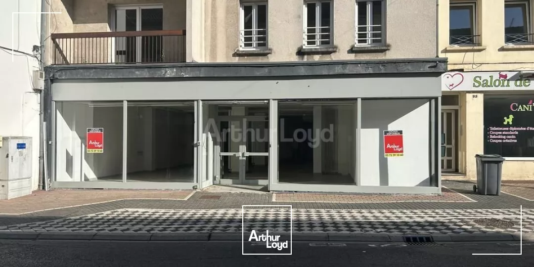 LOCAL COMMERCIAL à LOUER de 240 m²