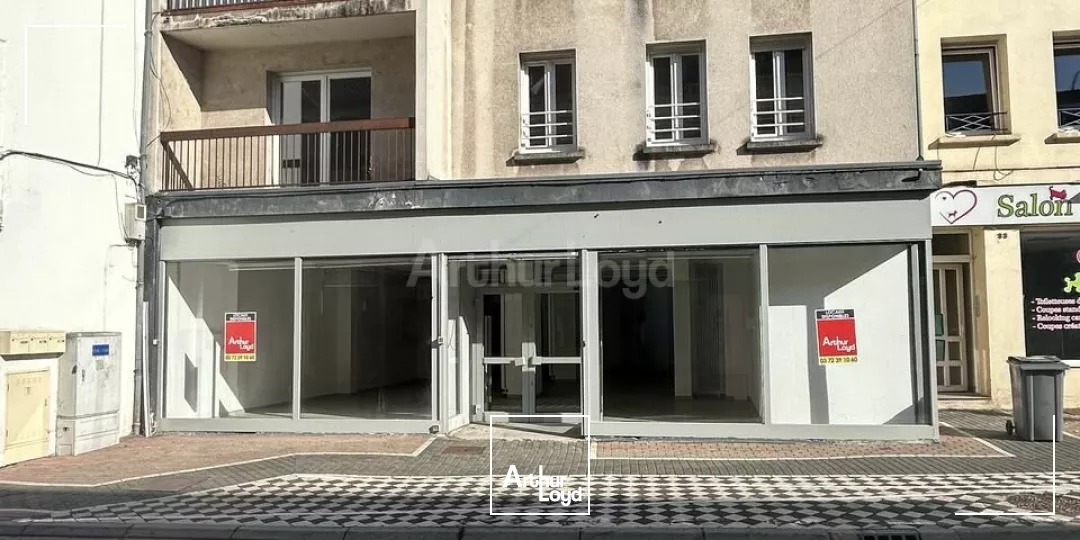 LOCAL COMMERCIAL à LOUER de 240 m²