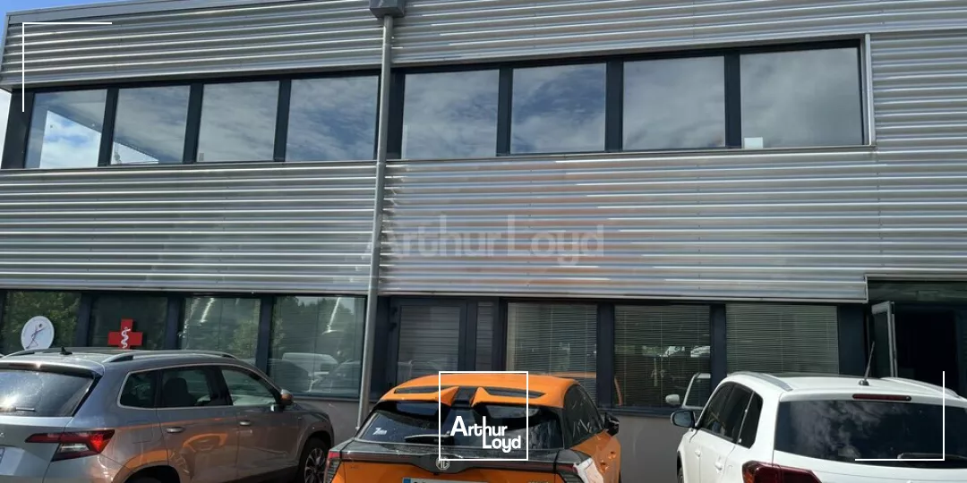 BUREAUX à VENDRE de 187 m²