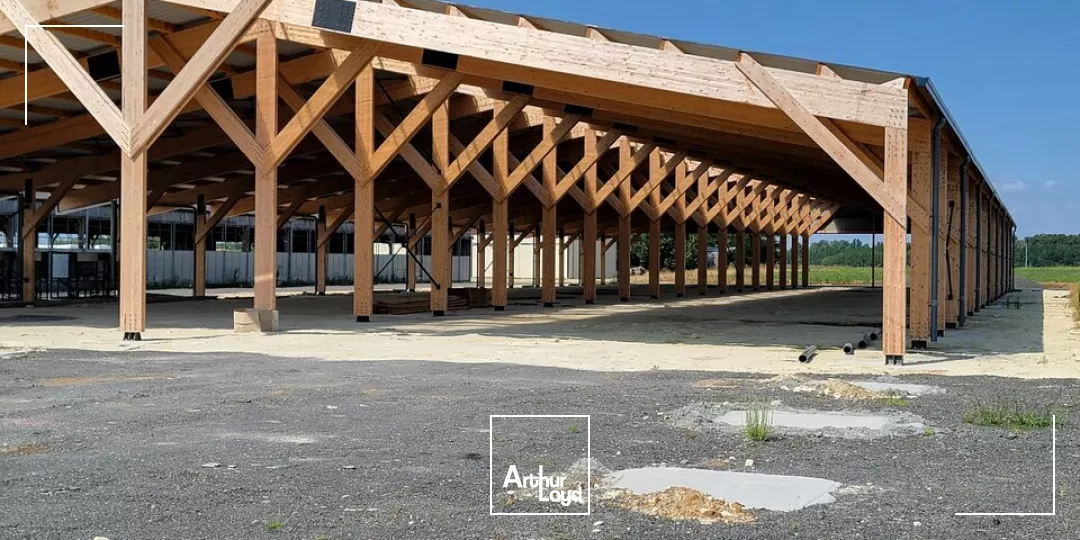 BATIMENT NEUF ENTREPÔT LOCAL D'ACTIVITES A LOUER 4500 M2