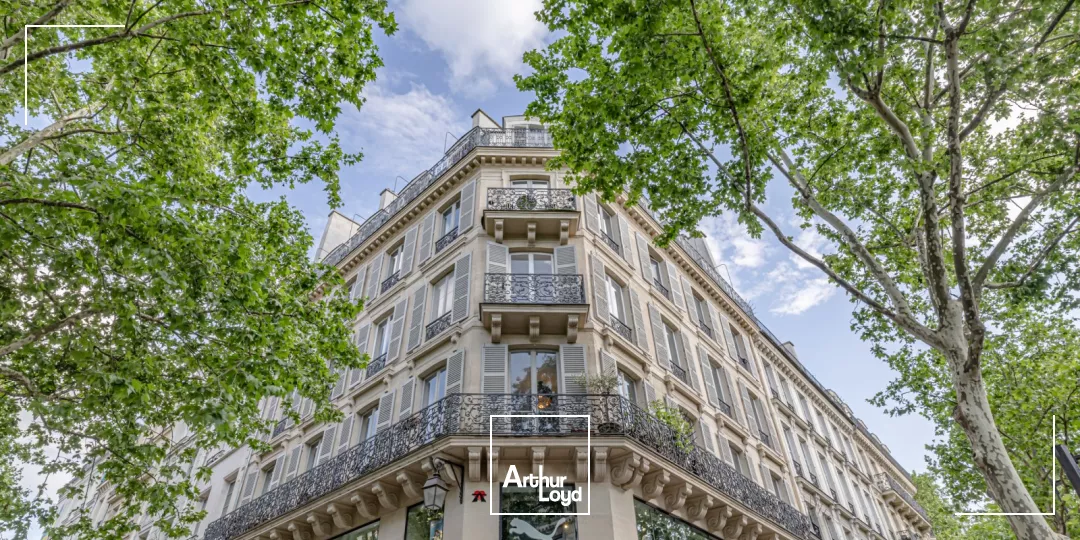 Bureaux à louer à PARIS 75004
