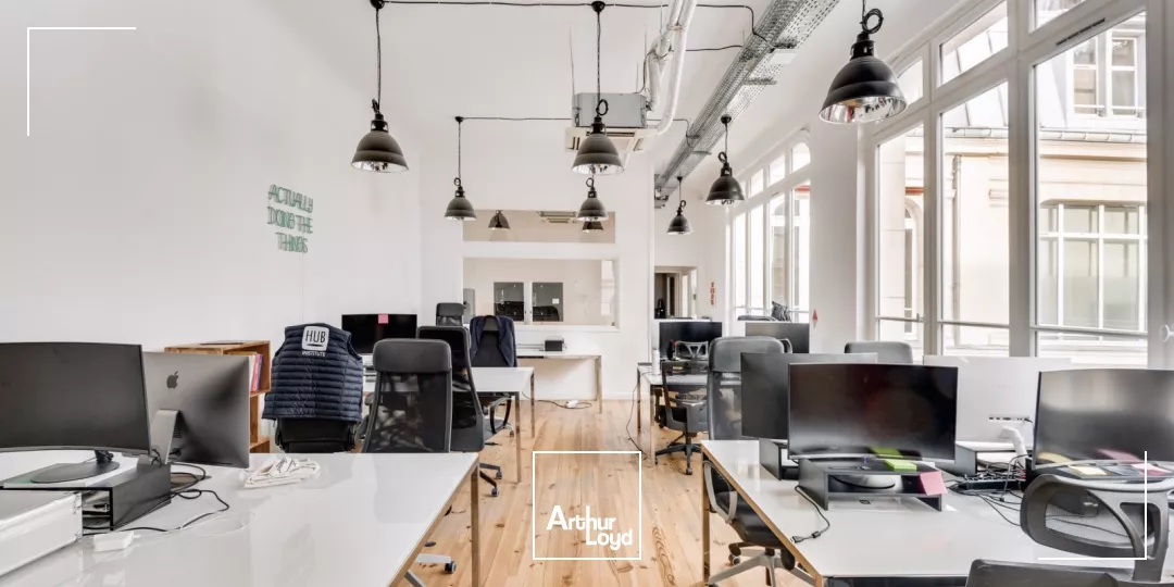 Bureaux à louer à PARIS 75008