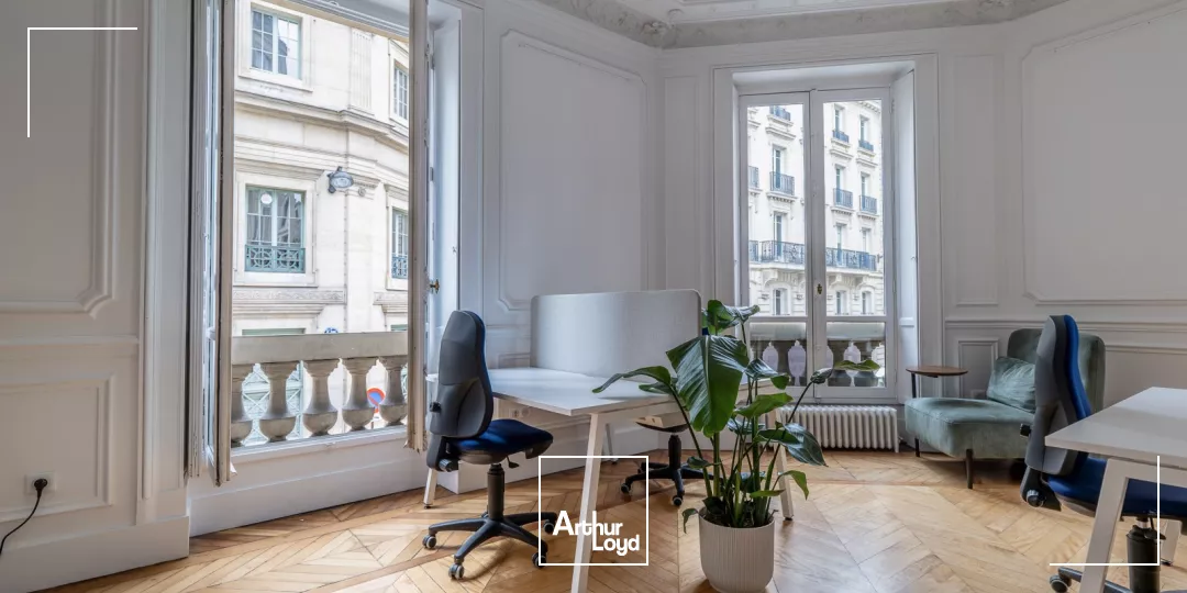 Bureaux à louer à PARIS 75008
