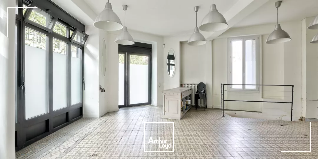 Bureaux à vendre à PARIS 75018