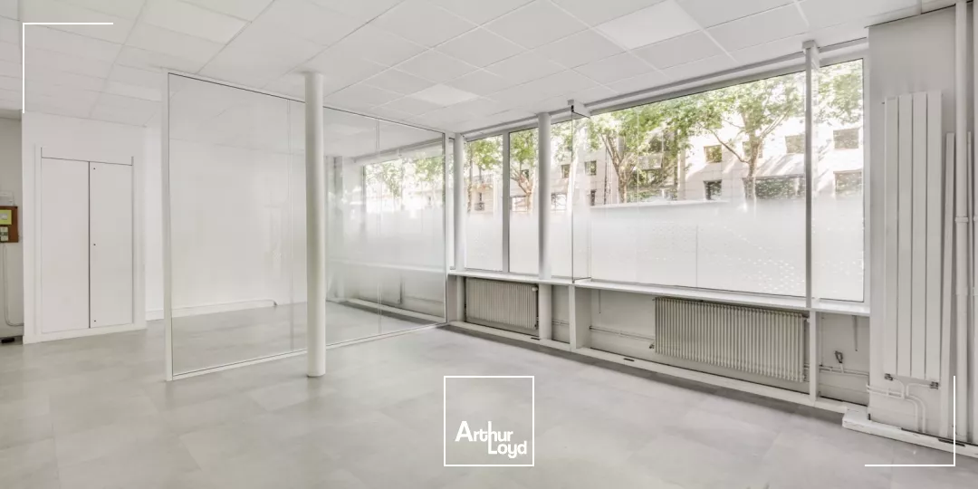 Locaux commerciaux à vendre à PARIS 75012