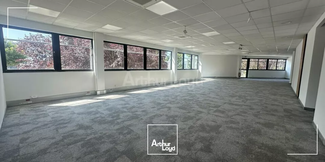 BUREAUX à LOUER de 176 m²