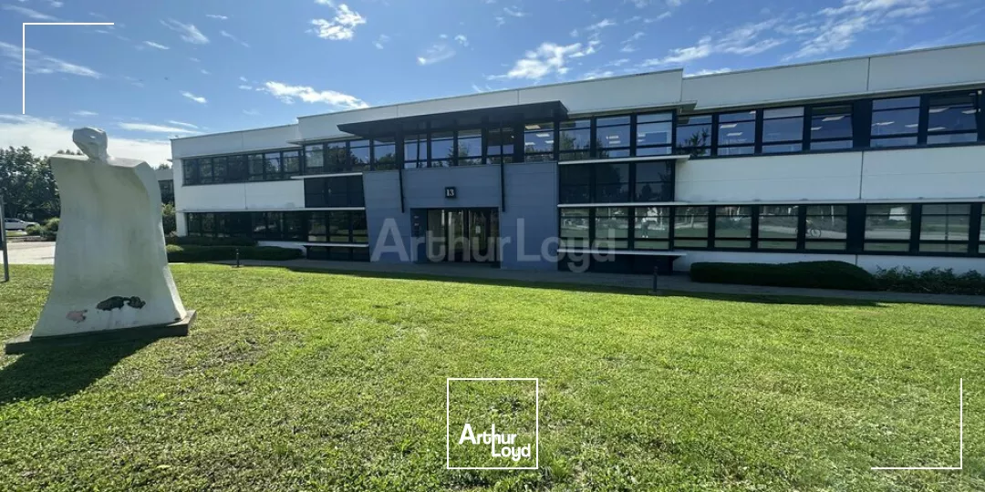 BUREAUX à LOUER de 176 m²