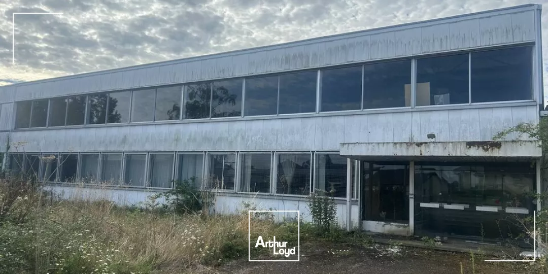 PLUS DE 500M² sur 2 NIVEAUX - MIXTE - ZA LA TOUR - ABREST 