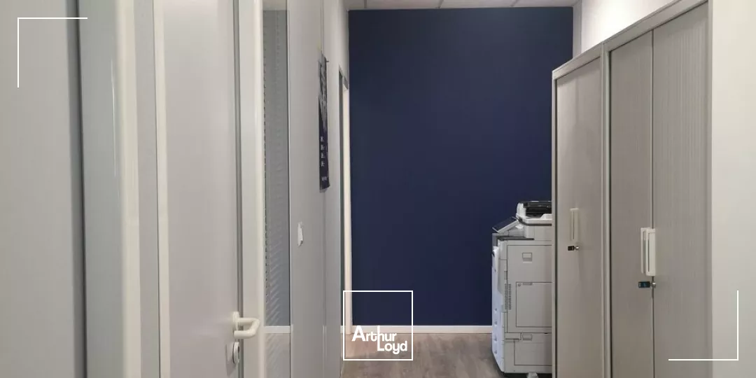 BUREAUX à LOUER de 104 m²