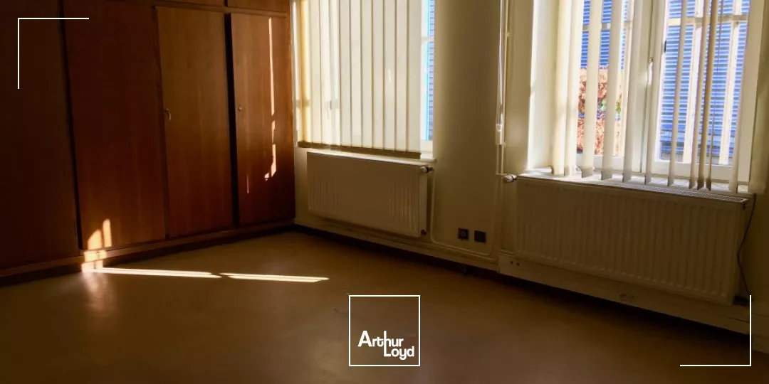 BUREAUX à LOUER de 79.87 m²