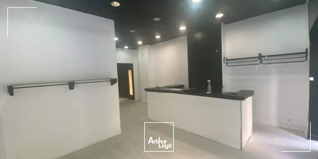 A LOUER - LOCAL COMMERCIAL 120 m2 - LE HAVRE HYPER CENTRE 