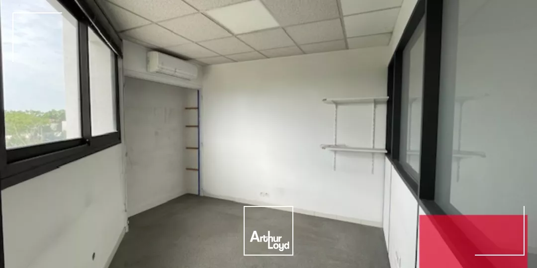BUREAUX PMR A LOUER - QUARTIER ALCO DE 67 M2