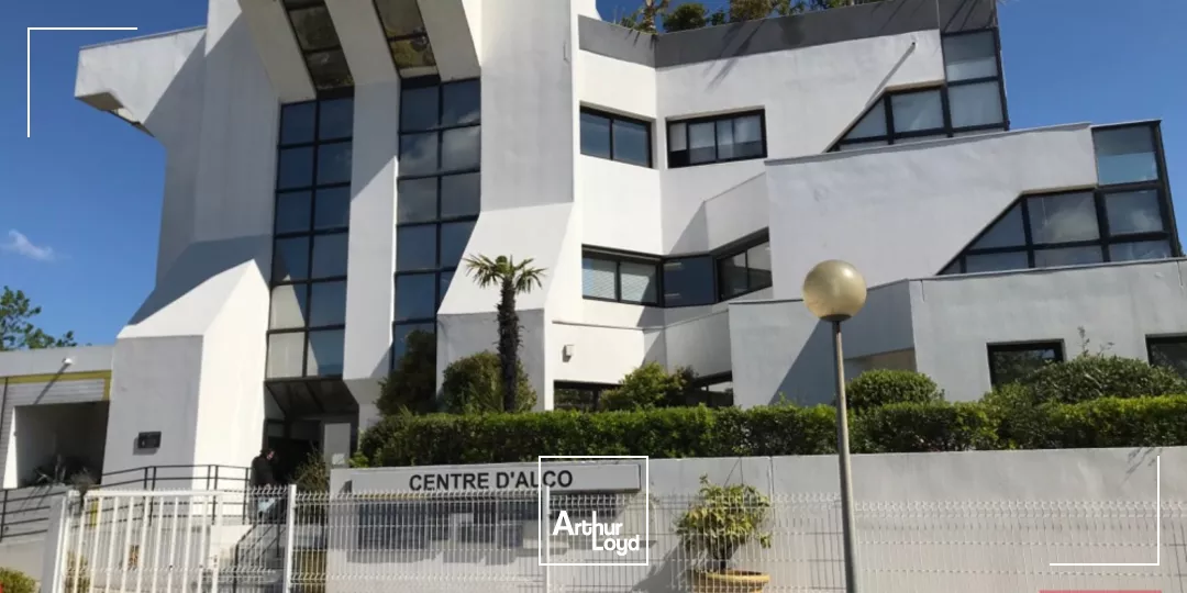 BUREAUX PMR A LOUER - QUARTIER ALCO DE 67 M2