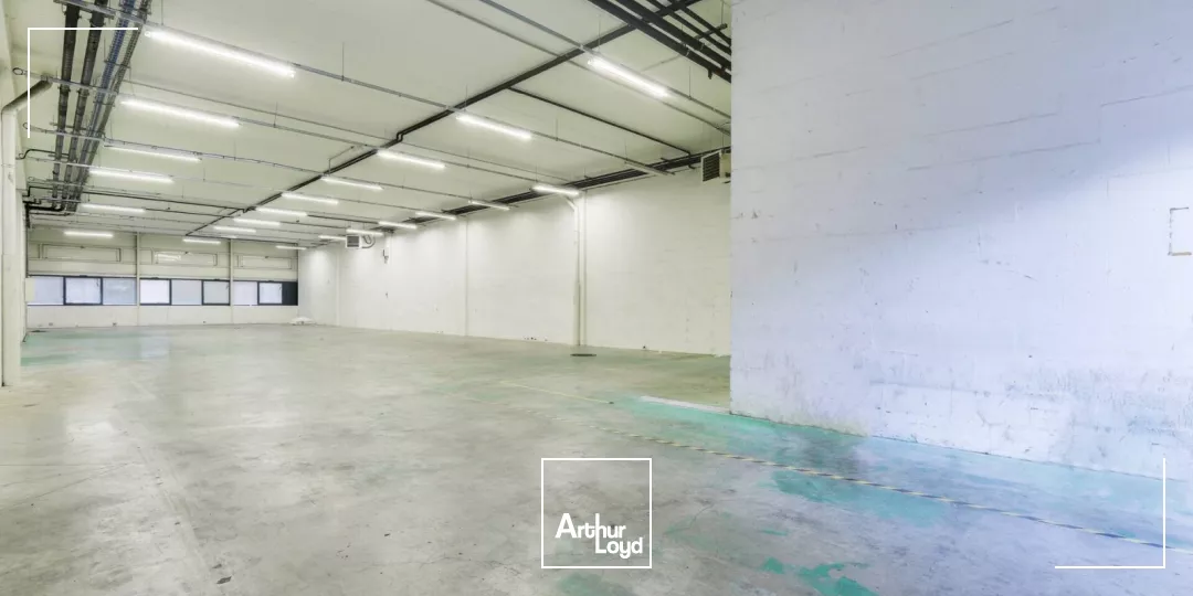 MOSAIC PARC - ACTIVITE / BUREAUX 2231 m² divisibles 456 M²