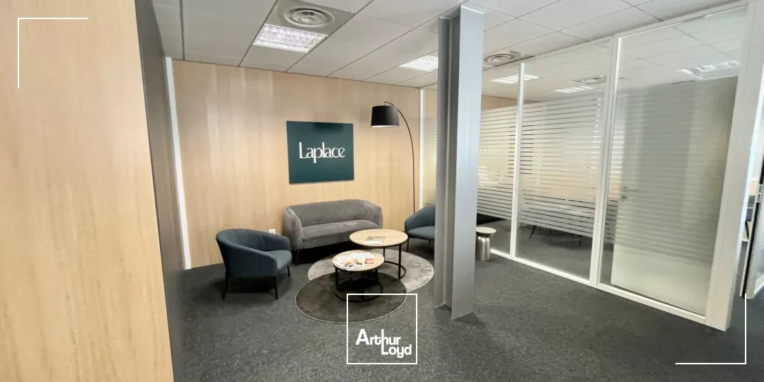 Bureaux à louer à MONT SAINT AIGNAN 76130