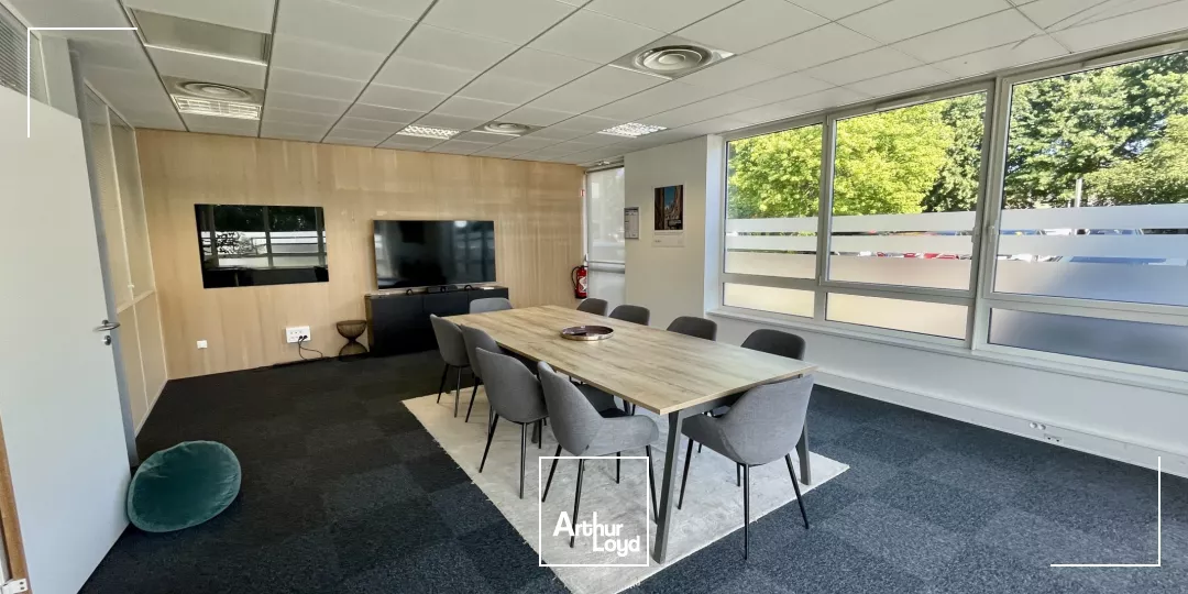 Bureaux à louer à MONT SAINT AIGNAN 76130