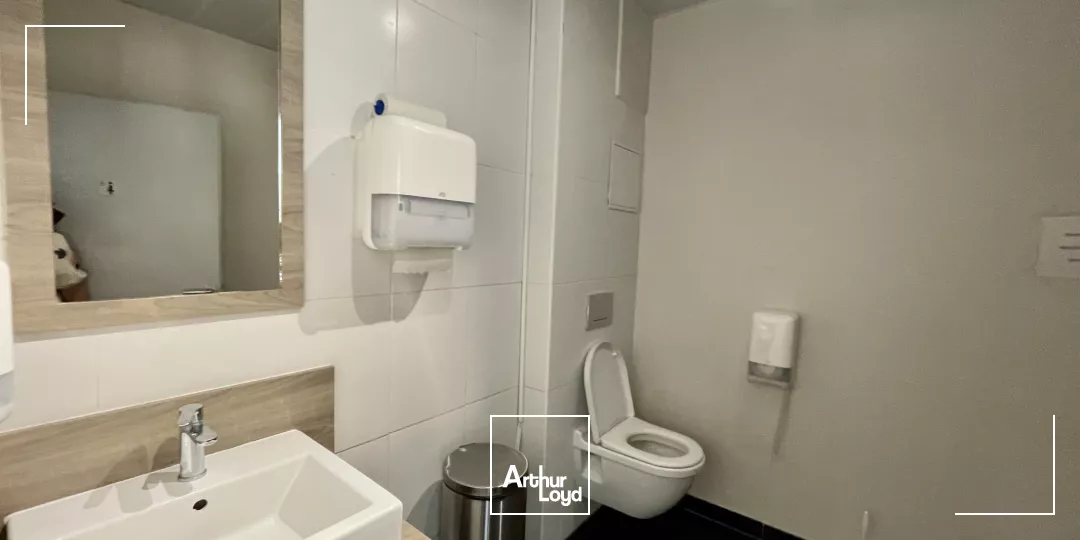 Bureaux à louer à MONT SAINT AIGNAN 76130