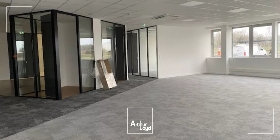 SOUS-LOCATION DE BUREAUX ET LOCAUX D'ACTIVITE - PLOUFRAGAN